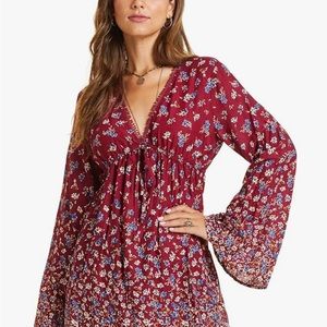 Like new Sonja Betro V-neck Empire Waist long bell sleeve tunic-small